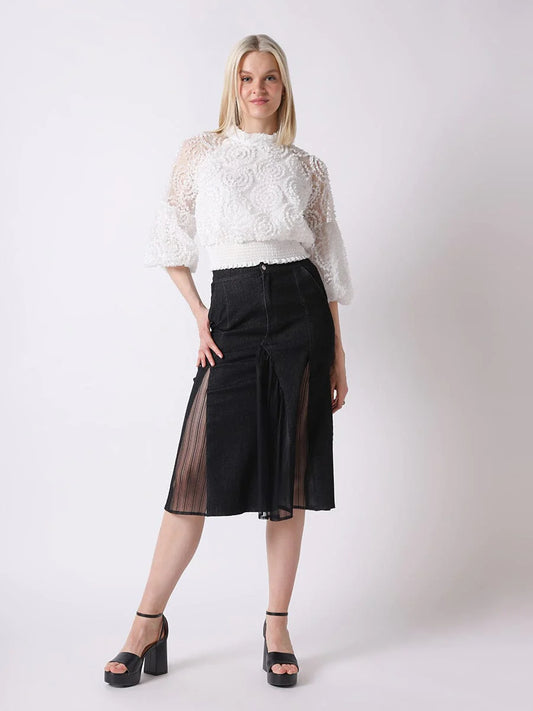 Three-Dimensional Flower Top with Puff Sleeves