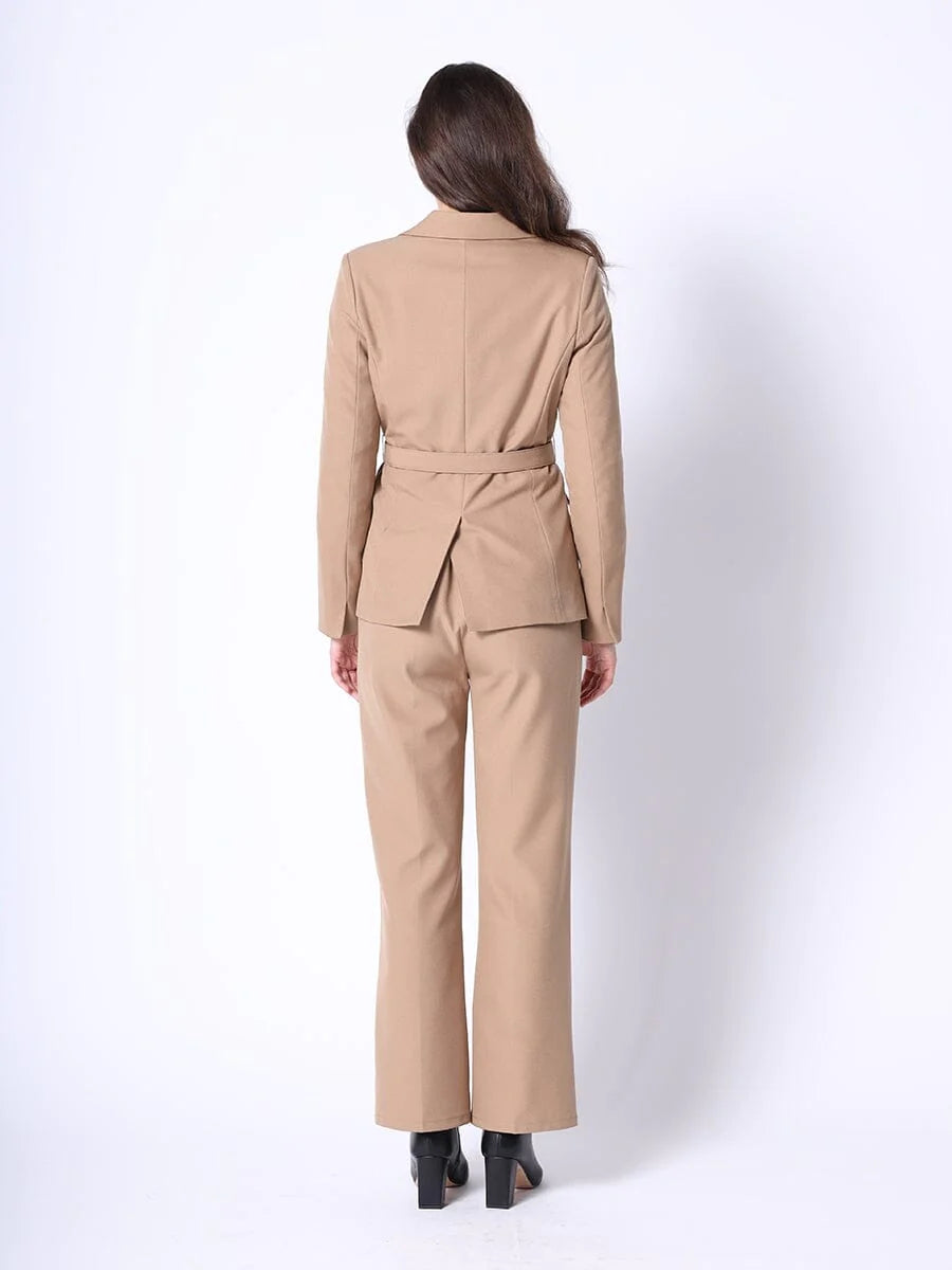 Single-Breasted Straight Fit Blazer with Belt