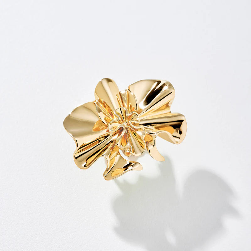 Thatyana Brooch Golden